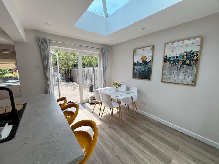 Peaceful 3-bed Cottage Near Clent & Belbroughton - Bromsgrove
