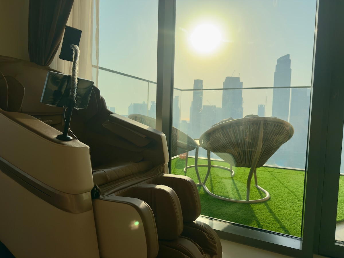 3-Bedroom Apartment · Burj Khalifa View — photo 4