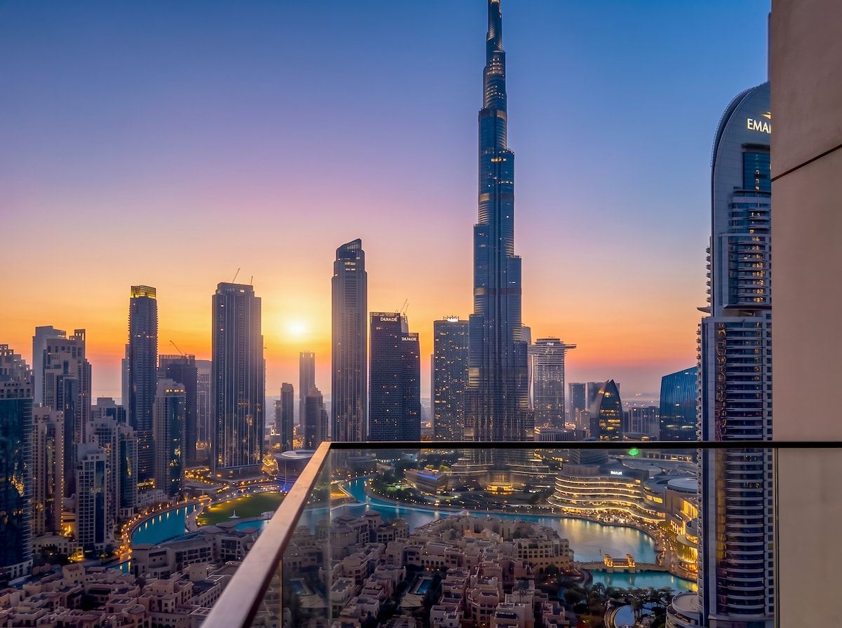 3-Bedroom Apartment · Burj Khalifa View