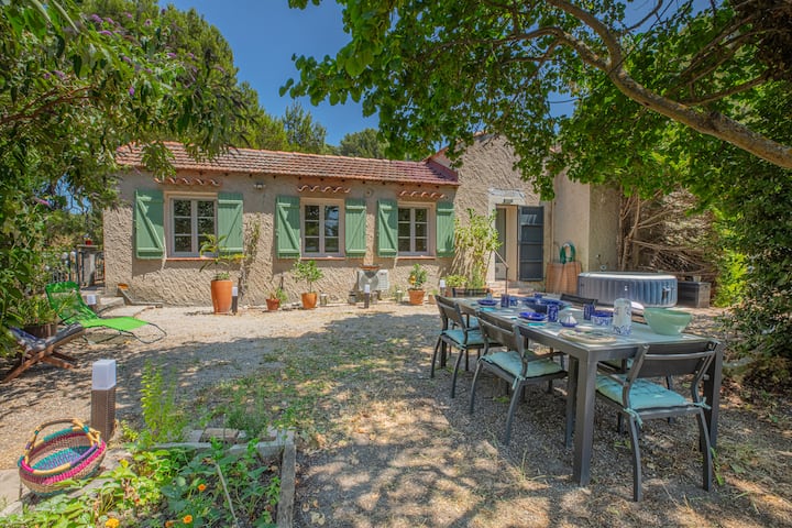 Le Petit Vignoblejardin & Jacuzzià 8mn De Cassis - Cassis