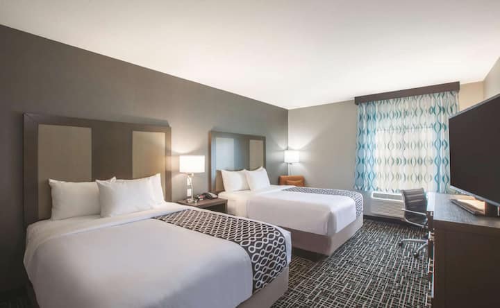 La Quinta San Marcos | 2 Queen | Texas State - San Marcos, TX