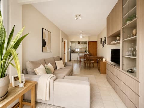 Popular Airbnb listing: Refugio Verde in Pichincha | Grill Staff + Comfort in Rosario