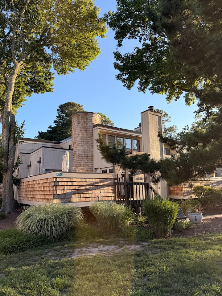 The Bungalow At Bethany Beach - Bethany Beach, DE