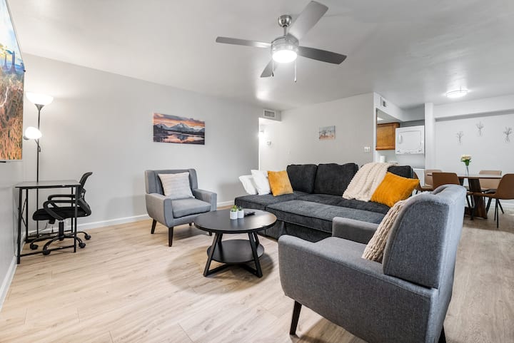 Cozy Stay Near Downtown Mesa & Asu| Cozy King Beds - Mesa