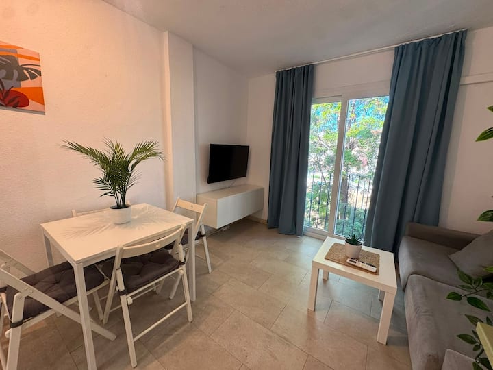Nice Flat Close To The Centre - Málaga