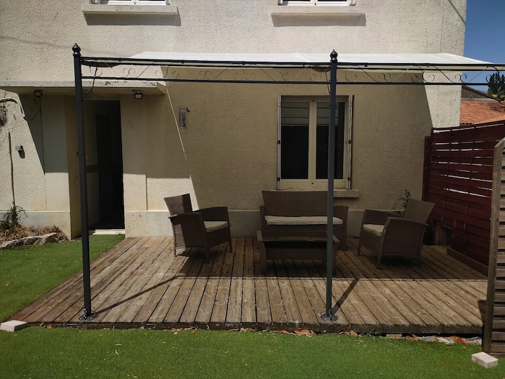 Maison 6/8 Personnes Au Cœur Du Centre-ville. - Niort