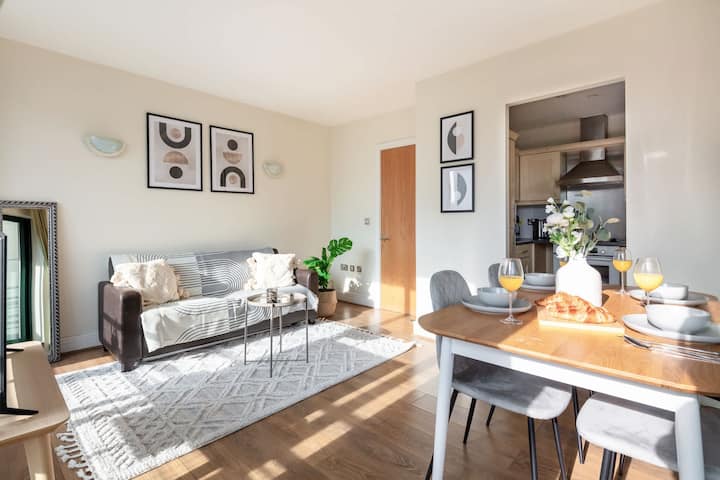 Stylish 2br Walk To Edinburgh Castle - Edimburgo