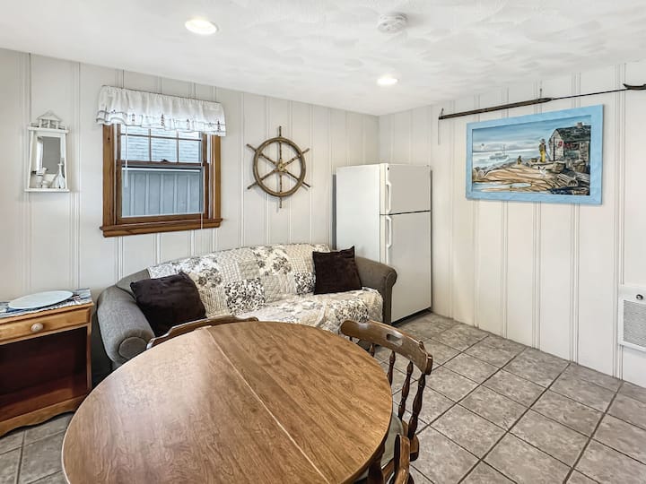 Coastal Condo #20 | Walk To The Beach - Wells, ME