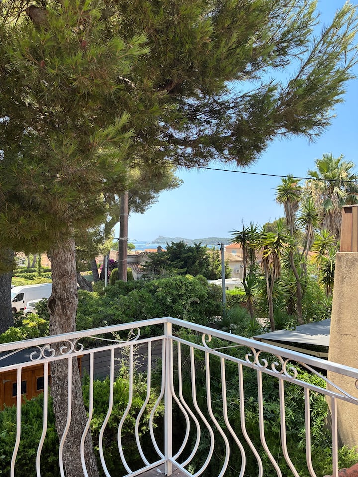 Villa Familiale à 5 Min à Pied De La Plage - La Seyne-sur-Mer