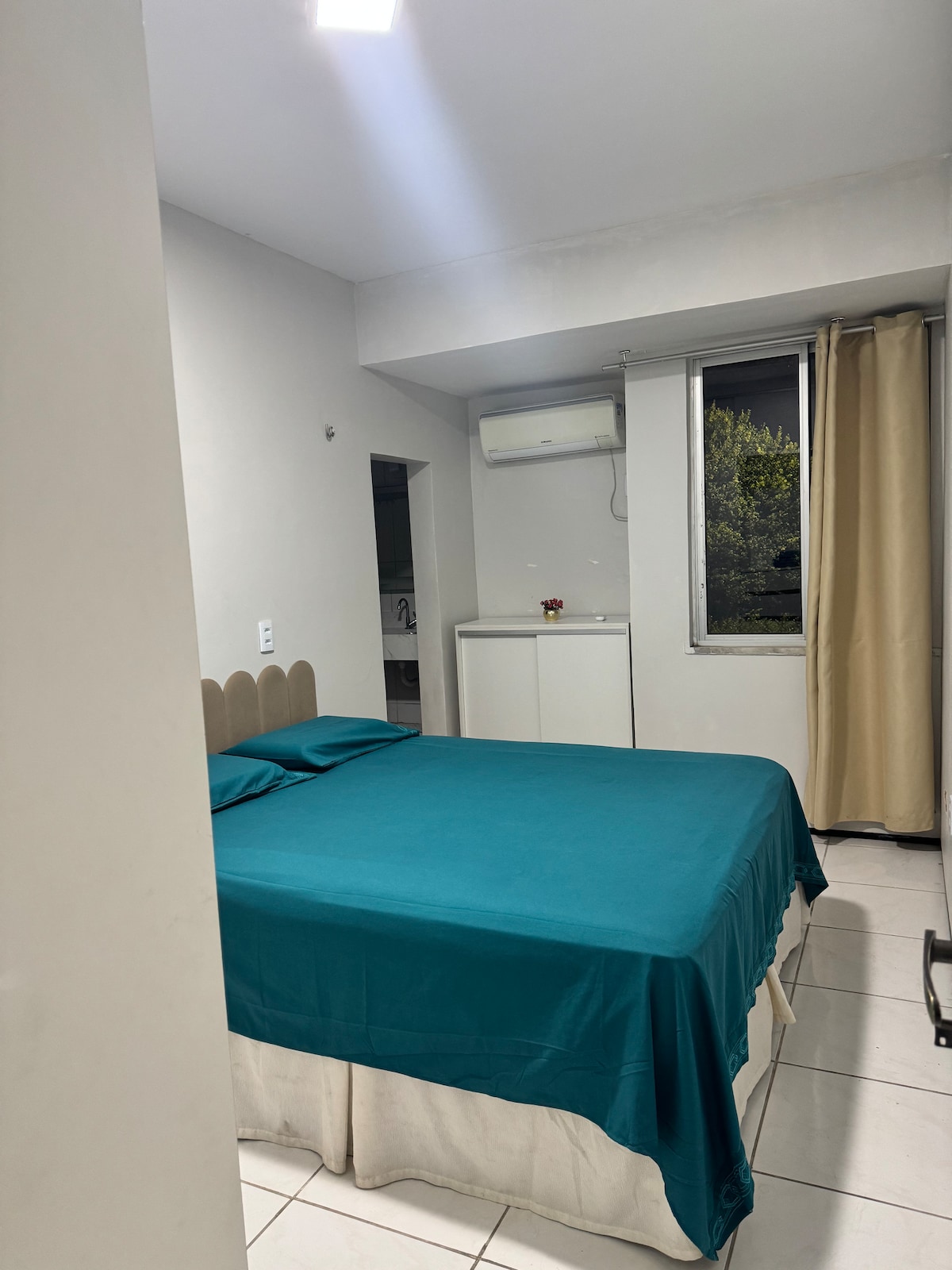 Foto do anúncio de Apartamento amplo próximo à Praia de Fortaleza em Mucuripe, Fortaleza