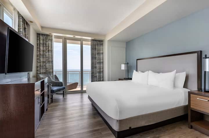 Oceanaire, A Hilton Vacation Club 2 Bedroom - Virginia Beach, VA