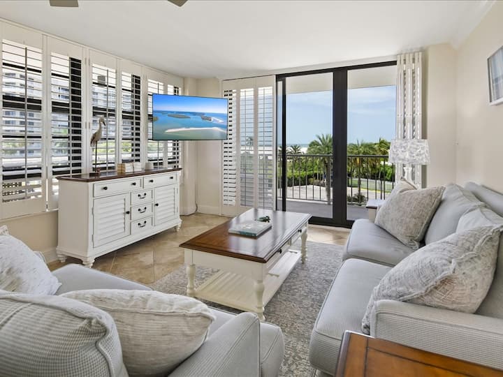 New Listing Special: Cozy Corner Unit W/beach View - Marco Island, FL