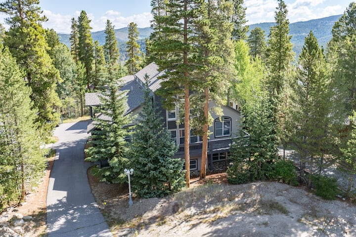 Gold King House: Hot Tub, Pool Table. Near Peak 10 - Breckenridge, CO