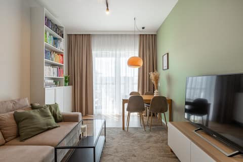 Popular Airbnb listing: Your home in Wrocław | Family & Work | Garage | AC in Krzyki Partynice