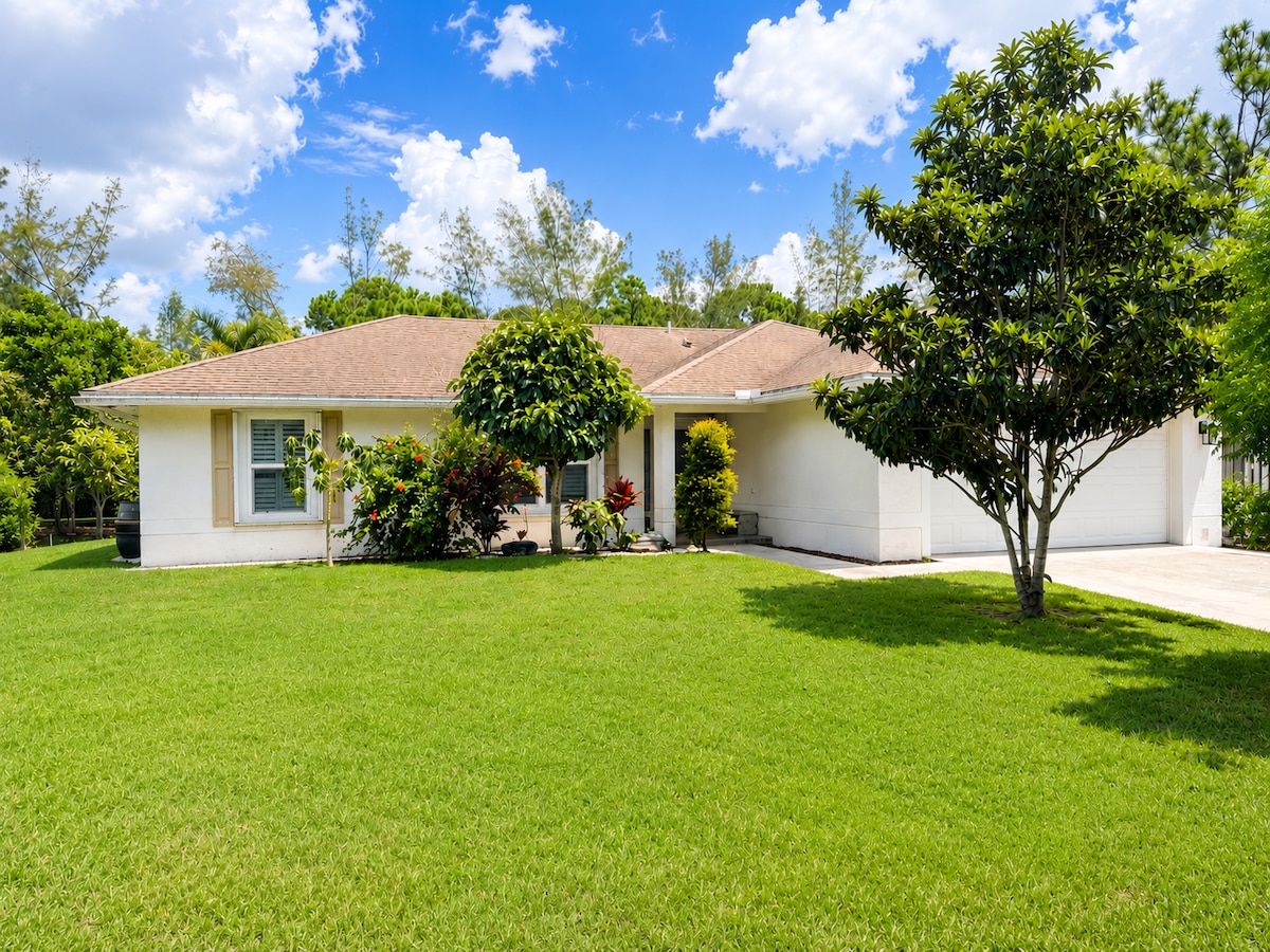 12364 87th St N, West Palm Beach