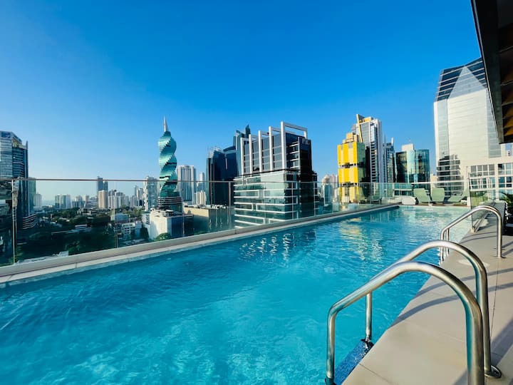 Apartamento Céntrico Frente Al Hotel Sortis - Panama