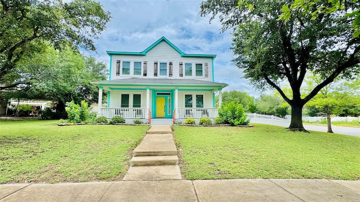 Witte Manor | Spacious 4br Retreat - Kyle, TX