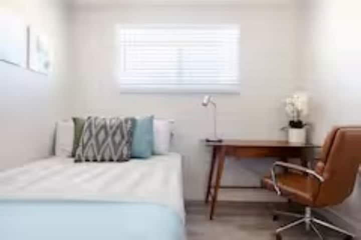 Downtown Gilbert Oasis | Pet Friendly | Families - Gilbert, AZ
