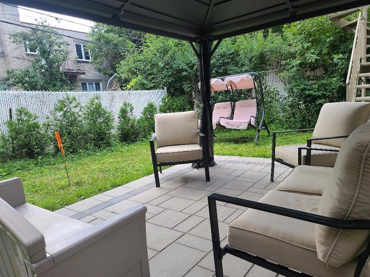 2 Bedrooms Apt Near Metro, Shopping, Restaurant - Dorval