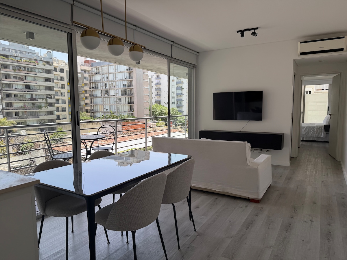 1BR with balcony and pool
