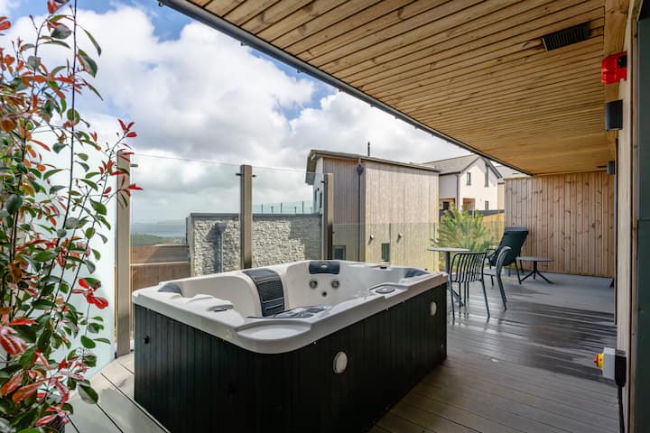 Hidden 15 Garden Hot Tub Retreat - St Ives