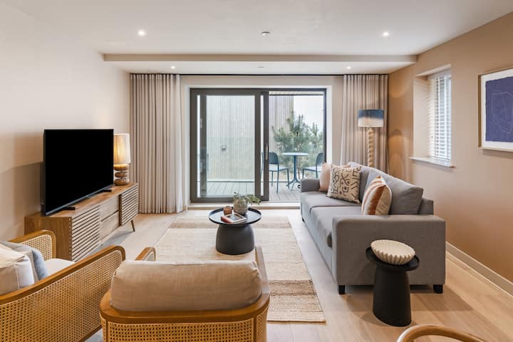 Hidden 16 Garden Apartment - St Ives