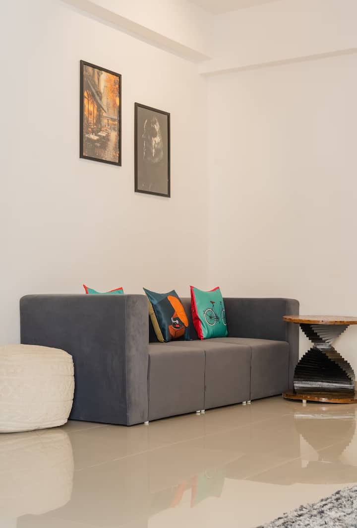 Living room image 5