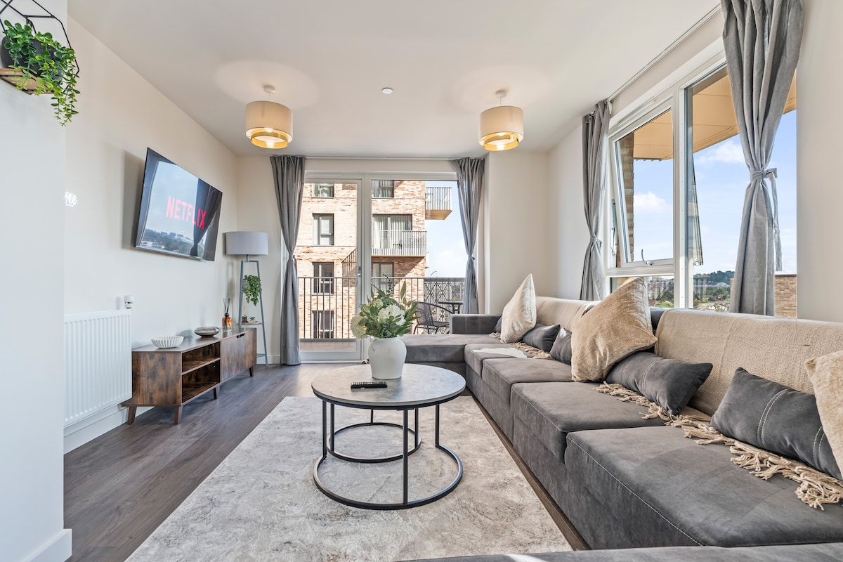 32 Wedgewood