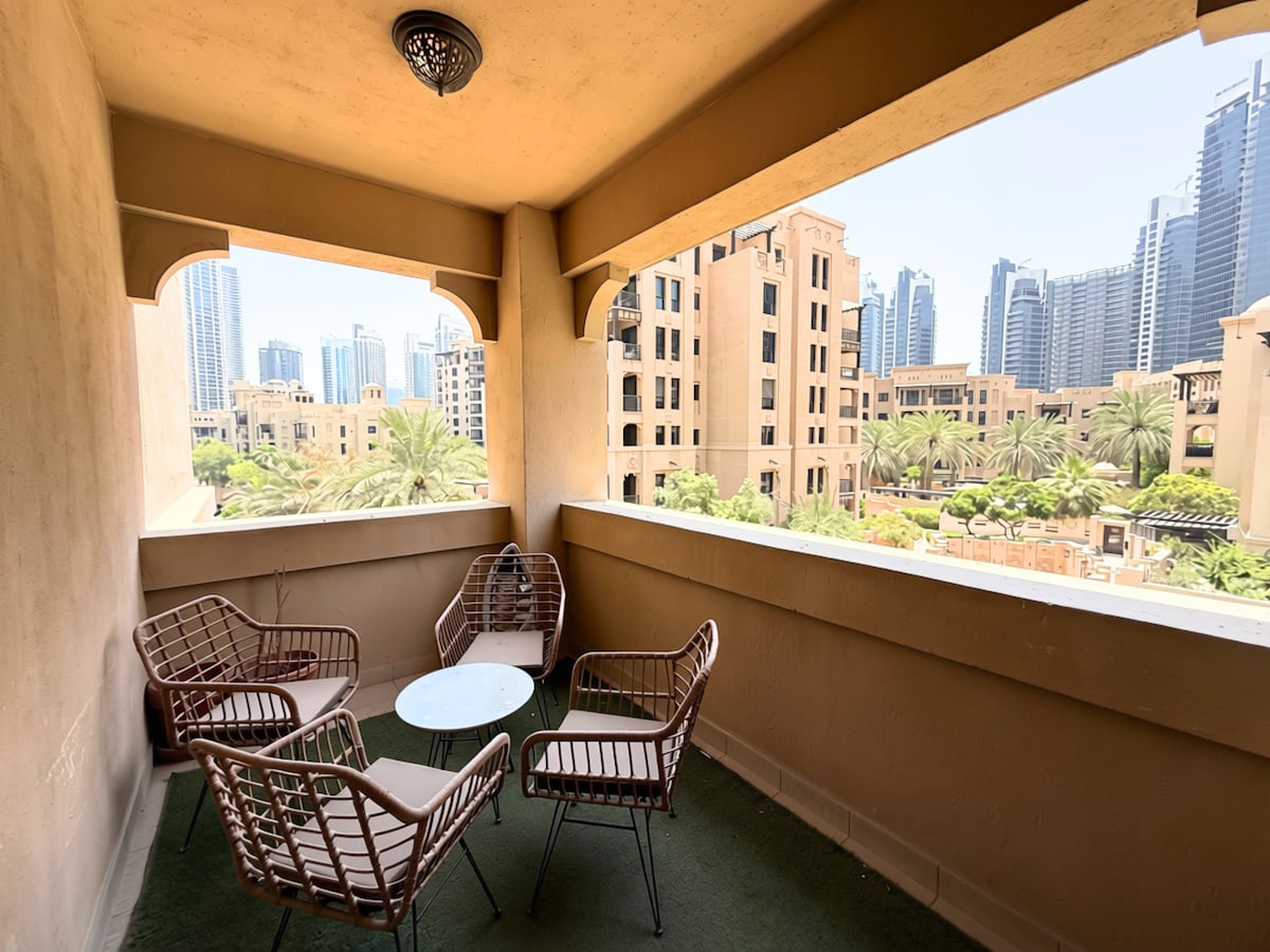 2-Bedroom Apartment · Downtown Dubai · III 2