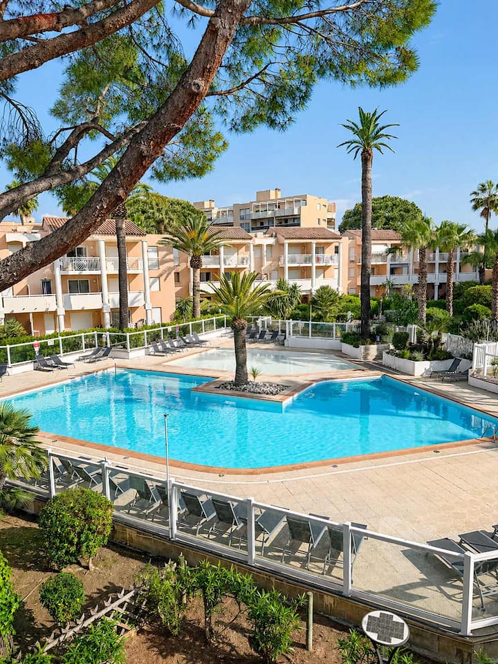 Bright Apt - Terrace, Pool, Tennis Court & Garage - Vallauris