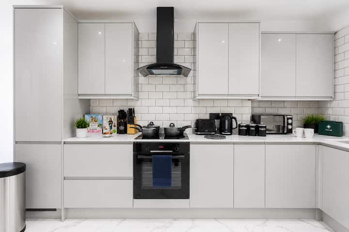 City breaks: a furnished AV Property home available for this type of stay
