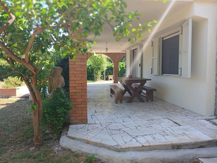 Appartamento Le Palme Con Giardino - Orbetello