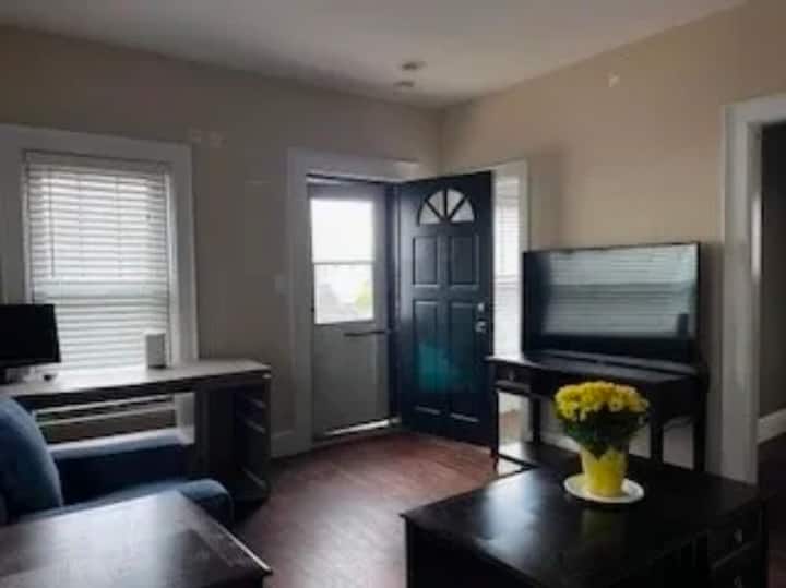 Private 2br Apartment With 1 Off-street Parking - Boston, MA