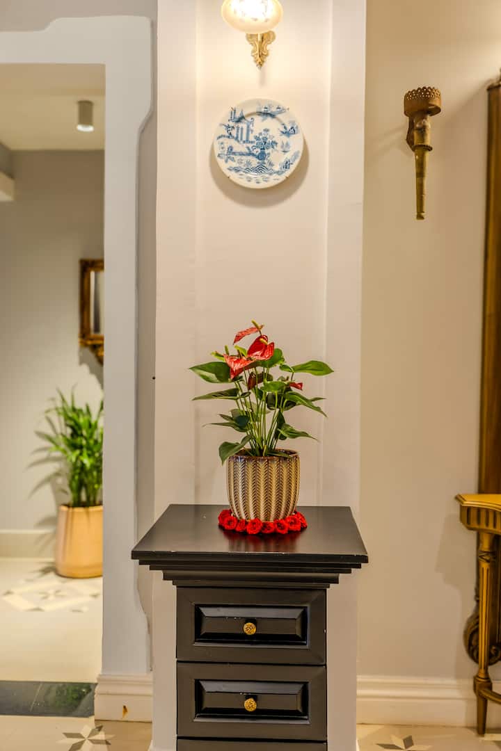 Living room image 9