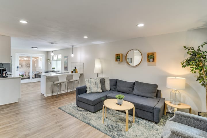 12 Mi To Red Rocks, Dtwn Denver! Townhome W/ Patio - Arvada, CO