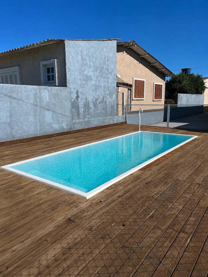 Casa Com Piscina Churrasqueira E Mesa De Bilhar - Tramandaí