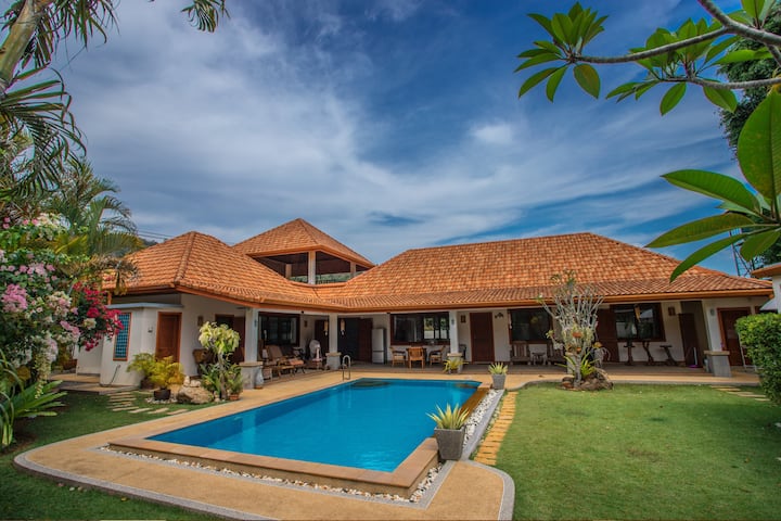 Villa Frangipani Retreat | 3br Pool Villa - Phuket