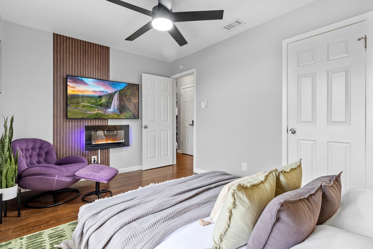 Stylish 3Br/1Bth home in Austin.