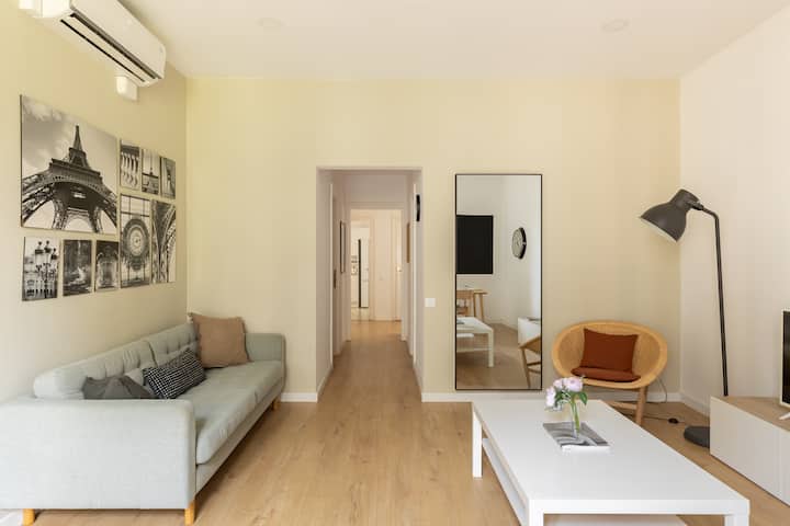 3 Bedroom Apartment In Bailén 33 - Badalona