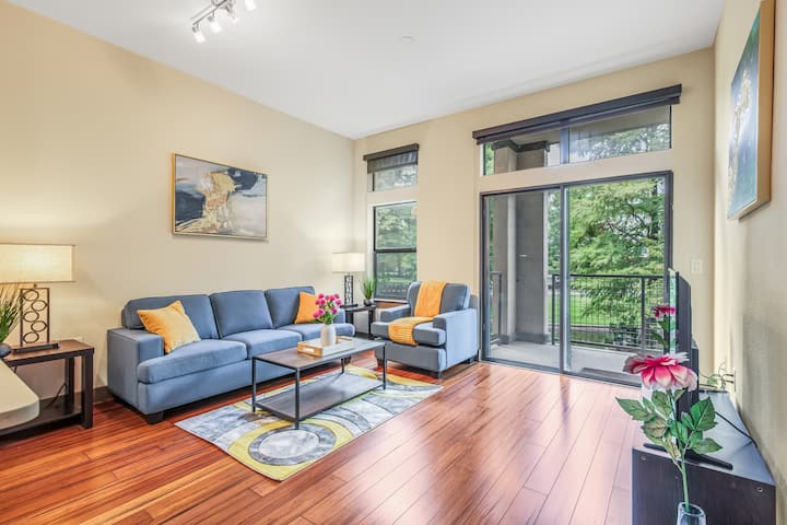 Lake View Free Parking Great Amenities - Houston, TX