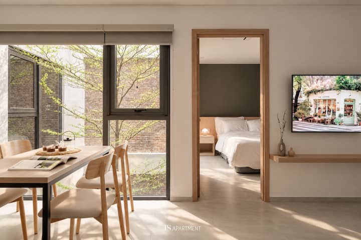 New 2br Serviced Apartment Near West Lake | Gym |A - Chine