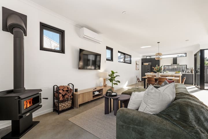Stone River Villa 4 | Serene Escape | Heated Pool - Margaret River