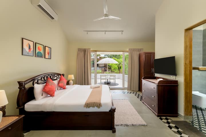 Bedroom 2 image 1