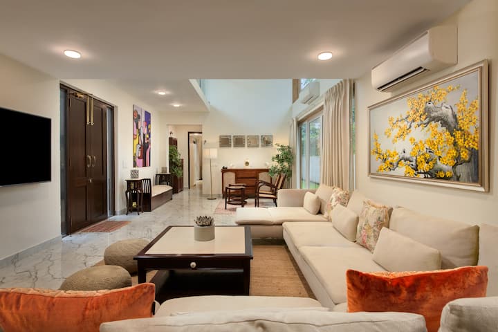 Living room image 1