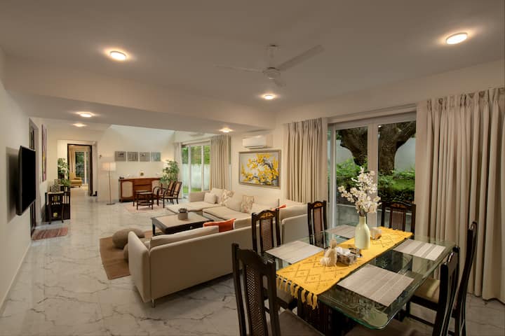 Living room image 2