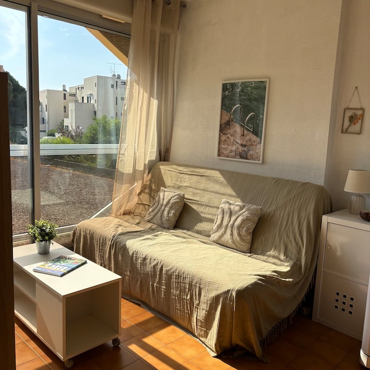 Studio Climatisé à 5 Min De La Mer & Parking Privé - Bormes-les-Mimosas