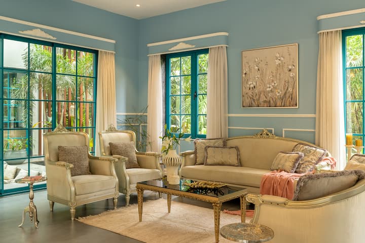 Living room image 5