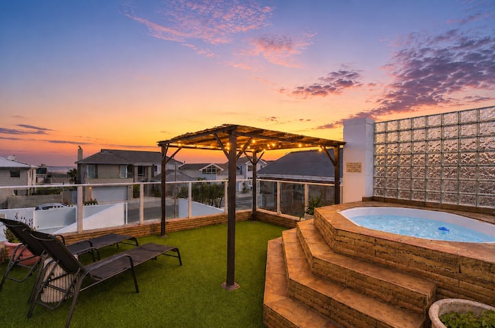 Villa Blanca Family Beach Holidays - Yzerfontein