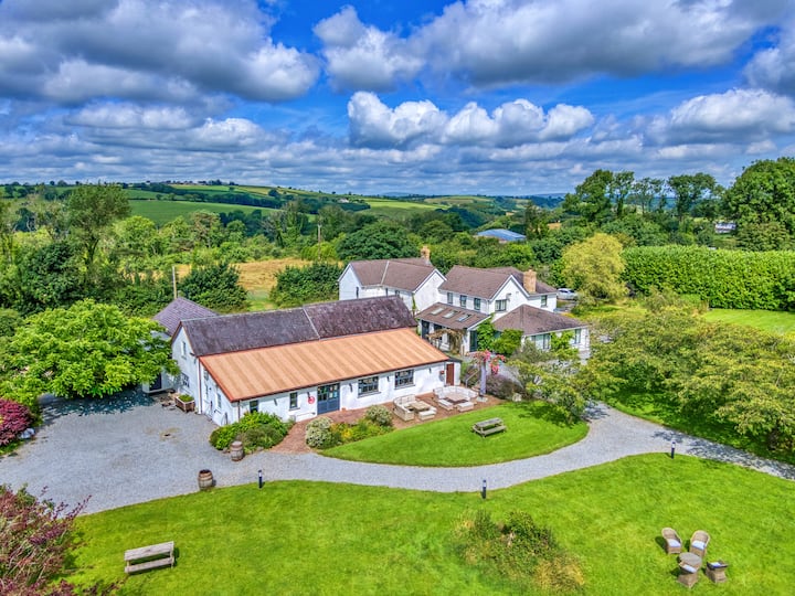 Finest Retreats | Jabajak Vineyard - Laugharne
