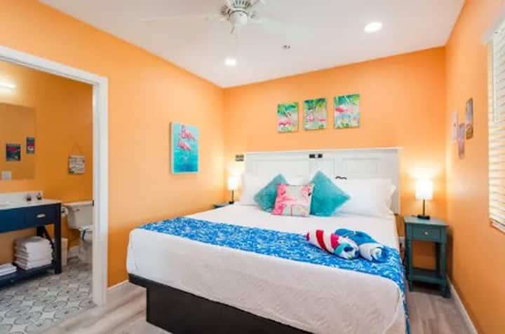 4 Units Total - Onsite Pool - The Upper Lofts 8-11 - St. Pete Beach, FL